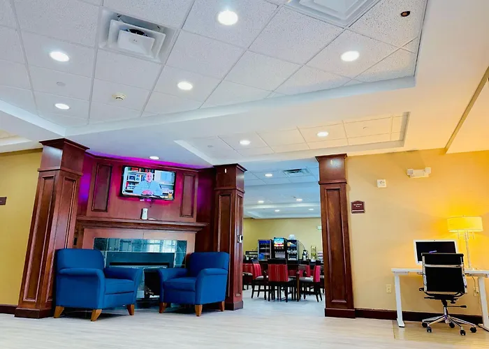 Comfort Inn & Suites Scarborough-Portland
